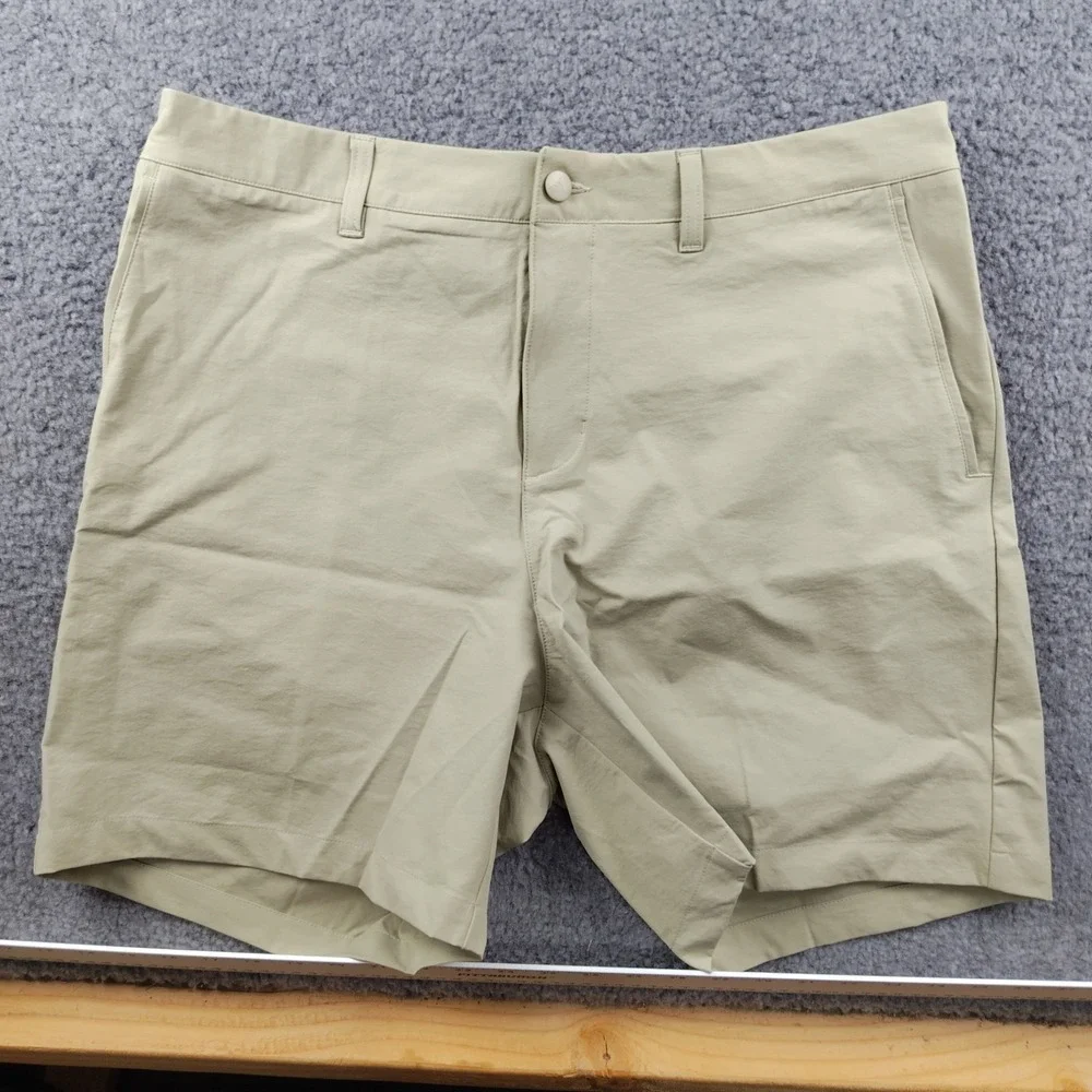 Adidas Shorts Mens 34 Ultimate365+ 360Grip Stretch Tan Golf EUC